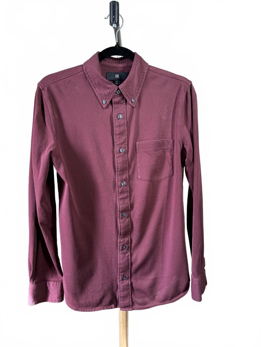 BR Button-Down Long Sleeve Shirt in Burgundy, Size S